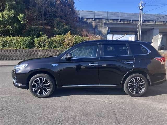 MITSUBISHI OUTLANDER PHEV 2015