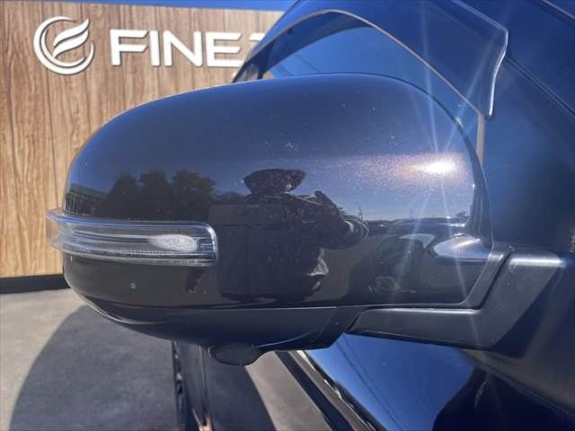 MITSUBISHI OUTLANDER PHEV 2015