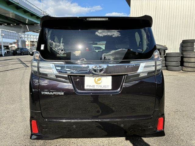 TOYOTA VELLFIRE 2016