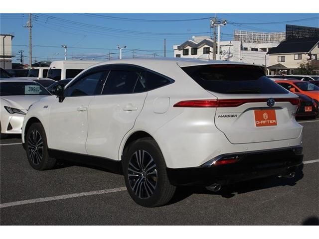 TOYOTA HARRIER PHEV 2023