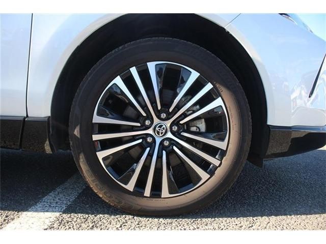 TOYOTA HARRIER PHEV 2023