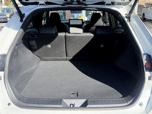 TOYOTA HARRIER HYBRID 2024