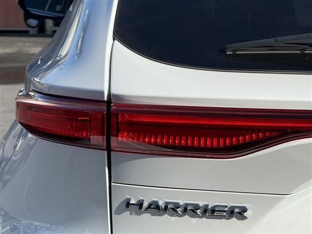 TOYOTA HARRIER HYBRID 2024