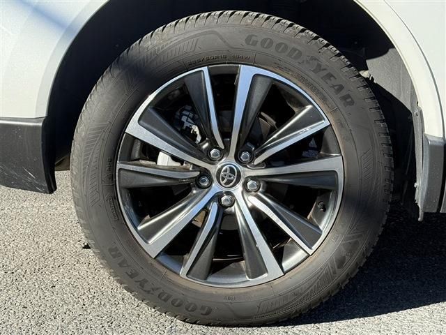 TOYOTA HARRIER HYBRID 2024