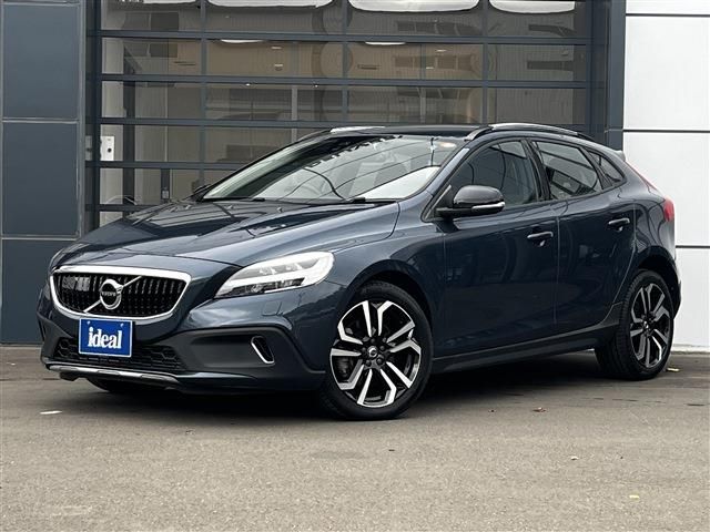 VOLVO VOLVO V40 CROSS COUNTRY 2017