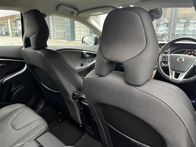 VOLVO VOLVO V40 CROSS COUNTRY 2017