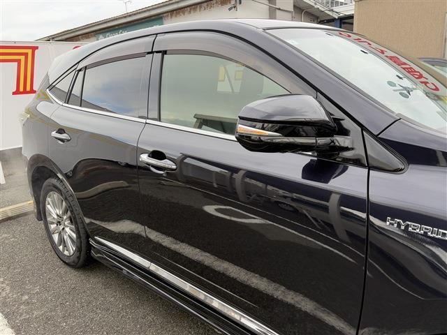 TOYOTA HARRIER HYBRID 2015
