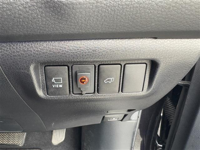 TOYOTA HARRIER HYBRID 2015