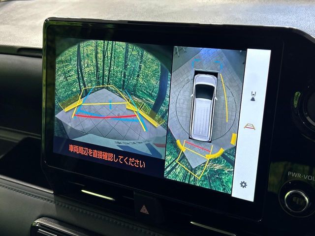 TOYOTA VOXY HYBRID 2024