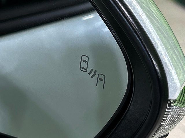 TOYOTA YARIS CROSS HYBRID 2025