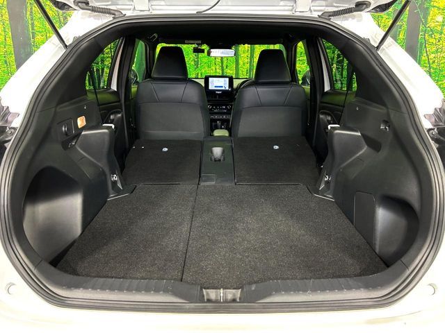 TOYOTA YARIS CROSS HYBRID 2025