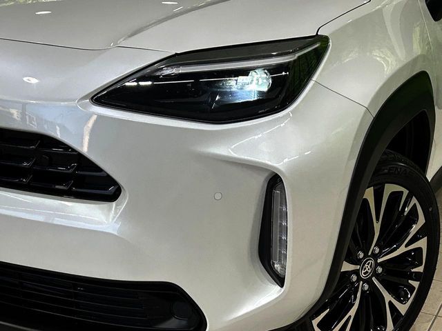 TOYOTA YARIS CROSS HYBRID 2025