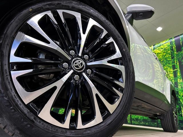 TOYOTA YARIS CROSS HYBRID 2025