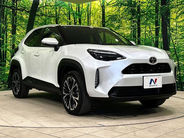TOYOTA YARIS CROSS HYBRID 2025