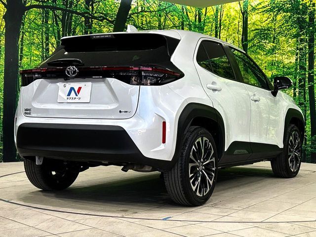 TOYOTA YARIS CROSS HYBRID 2025