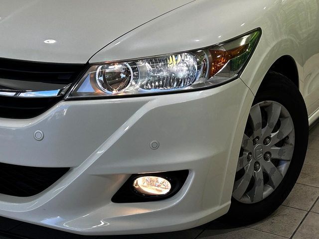 HONDA STREAM 2011