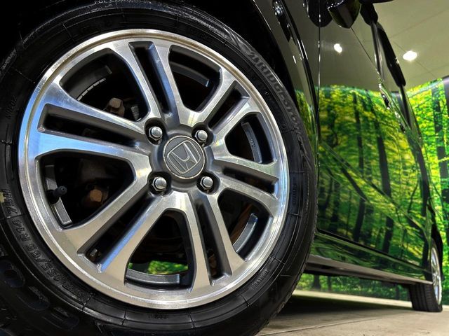 HONDA N BOX CUSTOM 2016