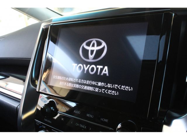 TOYOTA ALPHARD 2022