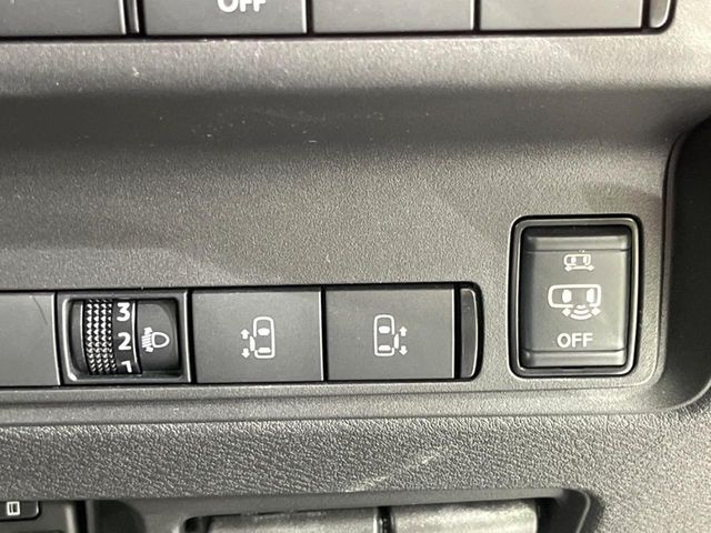 NISSAN SERENA  WG 2023