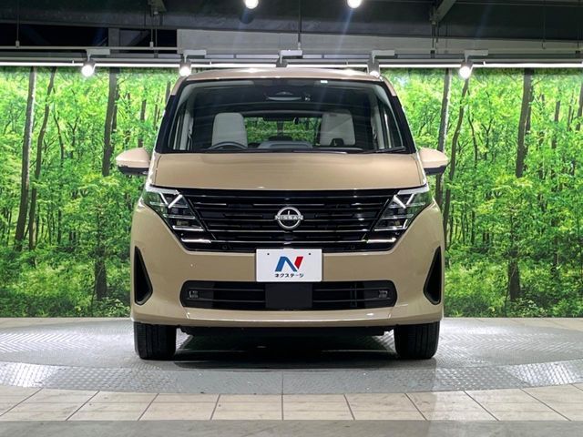 NISSAN SERENA  WG 2023