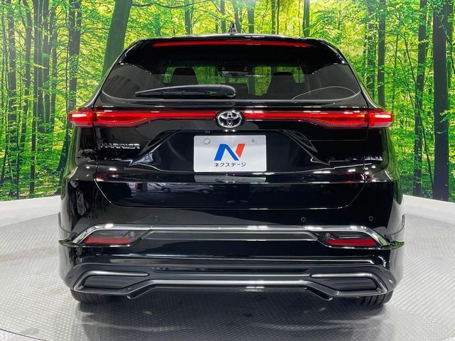 TOYOTA HARRIER 2WD 2021