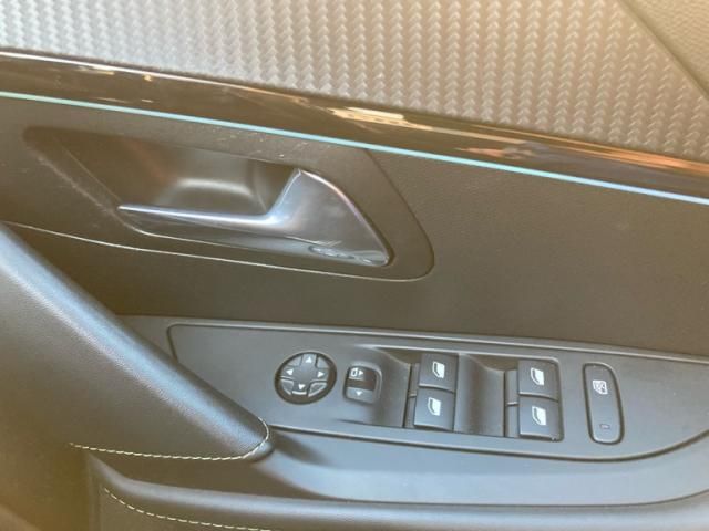 PEUGEOT PEUGEOT 208 2022