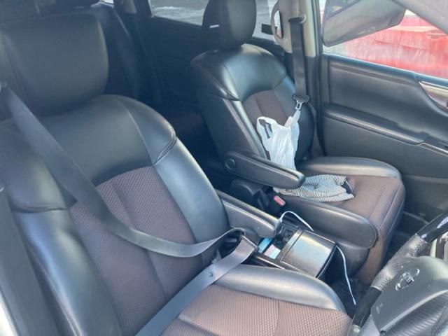 NISSAN ELGRAND  4WD 2011