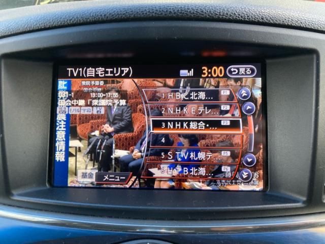 NISSAN ELGRAND  4WD 2011