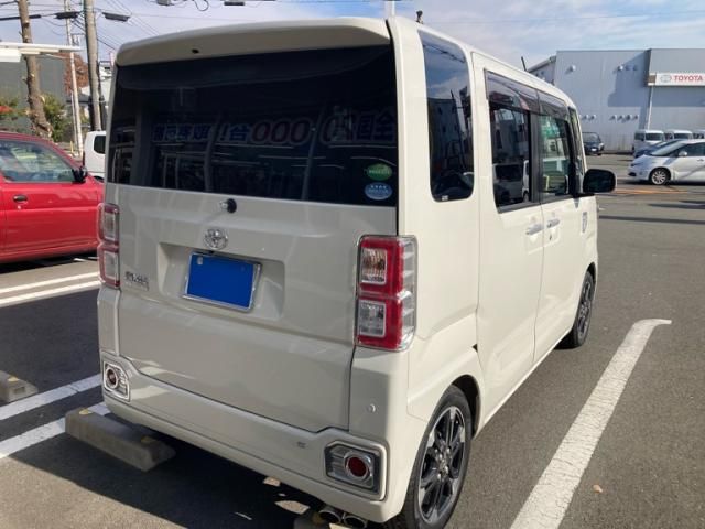 TOYOTA PIXIS MEGA 2019