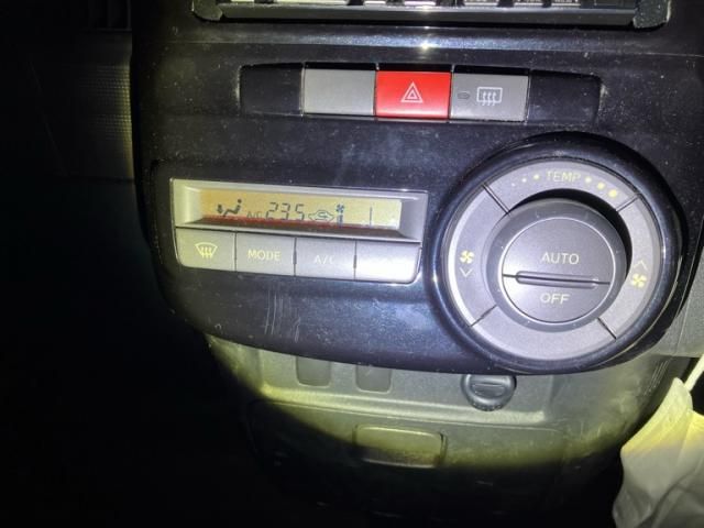 DAIHATSU TANTO CUSTOM 2011