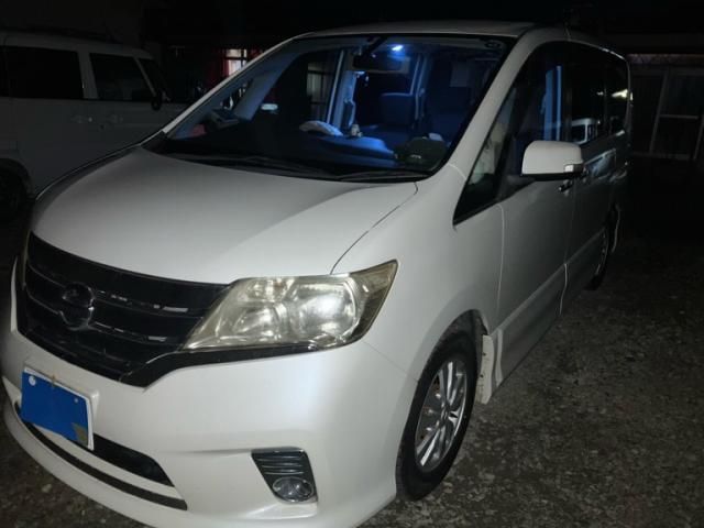 NISSAN SERENA  WG 4WD 2011