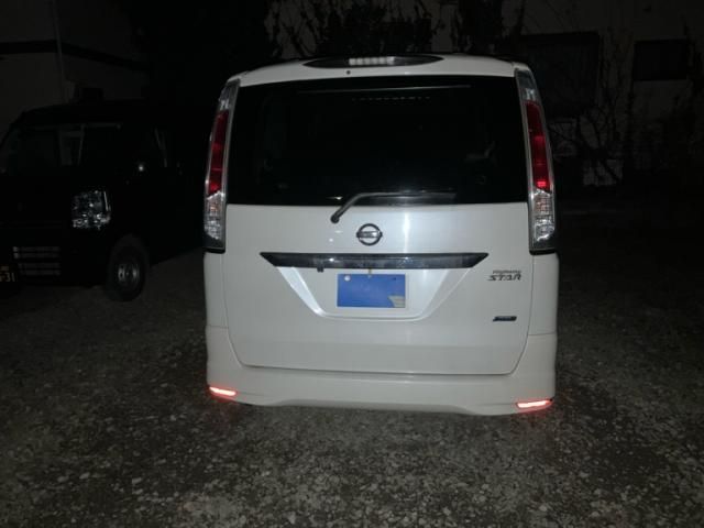 NISSAN SERENA  WG 4WD 2011