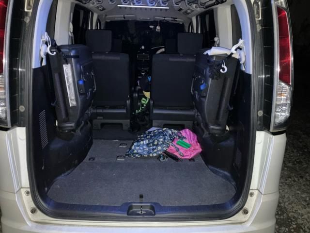 NISSAN SERENA  WG 4WD 2011