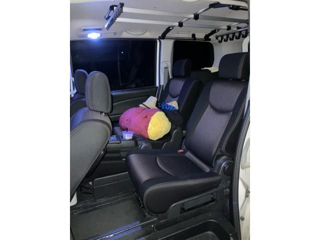 NISSAN SERENA  WG 4WD 2011