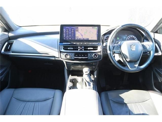 TOYOTA CROWN sedan hybrid 2021