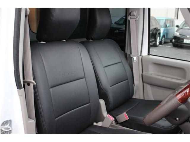 MITSUBISHI MINICAB van 4WD 2014