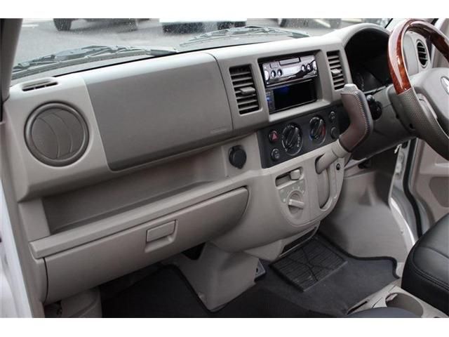 MITSUBISHI MINICAB van 4WD 2014