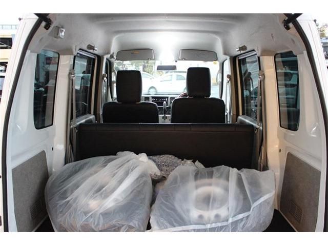 MITSUBISHI MINICAB van 4WD 2014