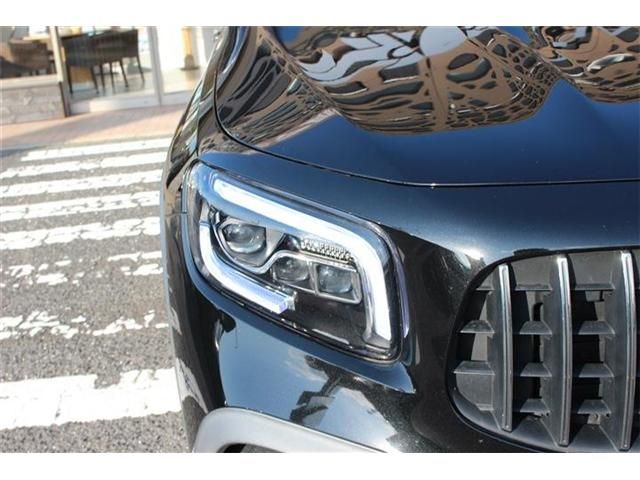 MERCEDES BENZ MERCEDES BENZ GLB 2023