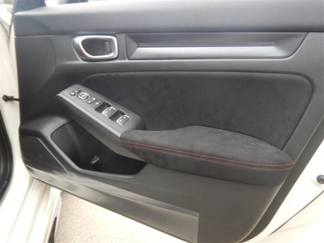 HONDA CIVIC hatchback 2024