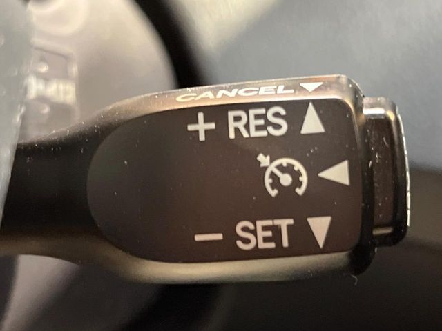 TOYOTA SIENTA HYBRID 2018