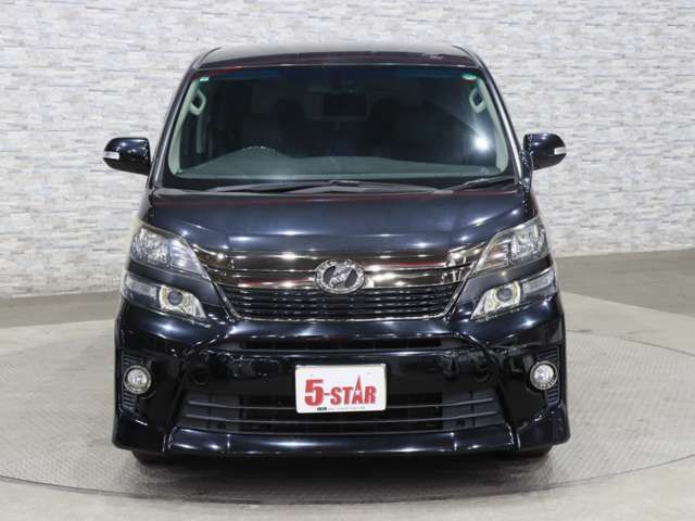 TOYOTA VELLFIRE 2013