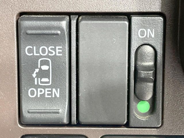 TOYOTA TANK 4WD 2017