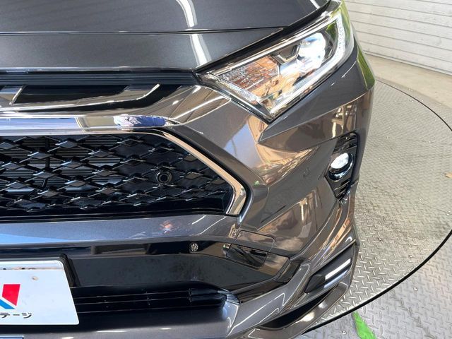 TOYOTA RAV4 PHV 2021