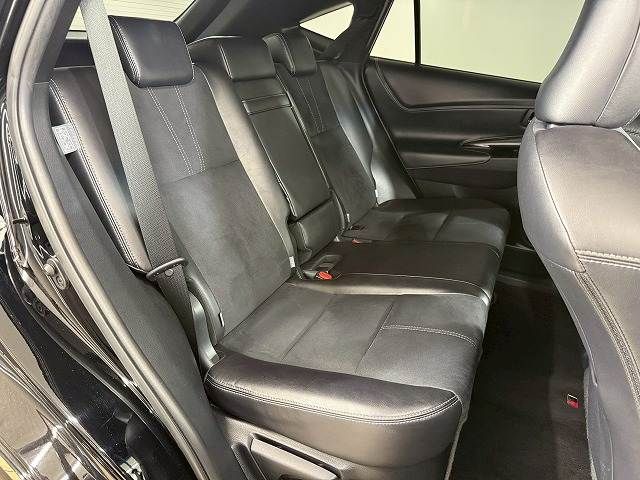 TOYOTA HARRIER 2WD 2018