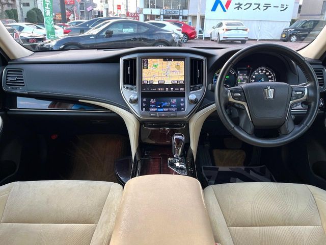 TOYOTA CROWN sedan hybrid 2017