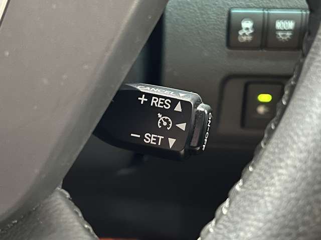 TOYOTA VELLFIRE 2014