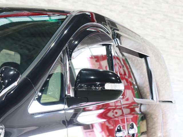 TOYOTA VELLFIRE 2014