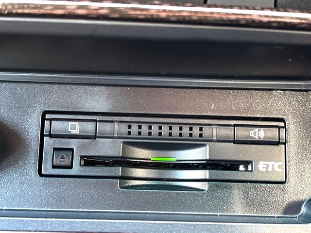 TOYOTA CAMRY HYBRID 2013