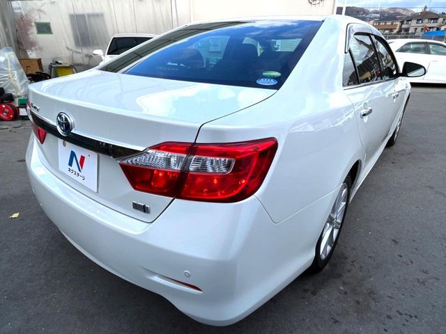 TOYOTA CAMRY HYBRID 2013